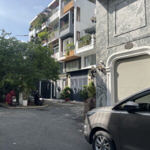 NHÀ COMPOUND QUANG TRUNG - GẦN NGÃ 5